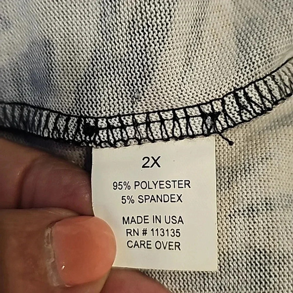 Breckenridge Woman Lightweight Cardigan / Jacket - Picture 6 of 7